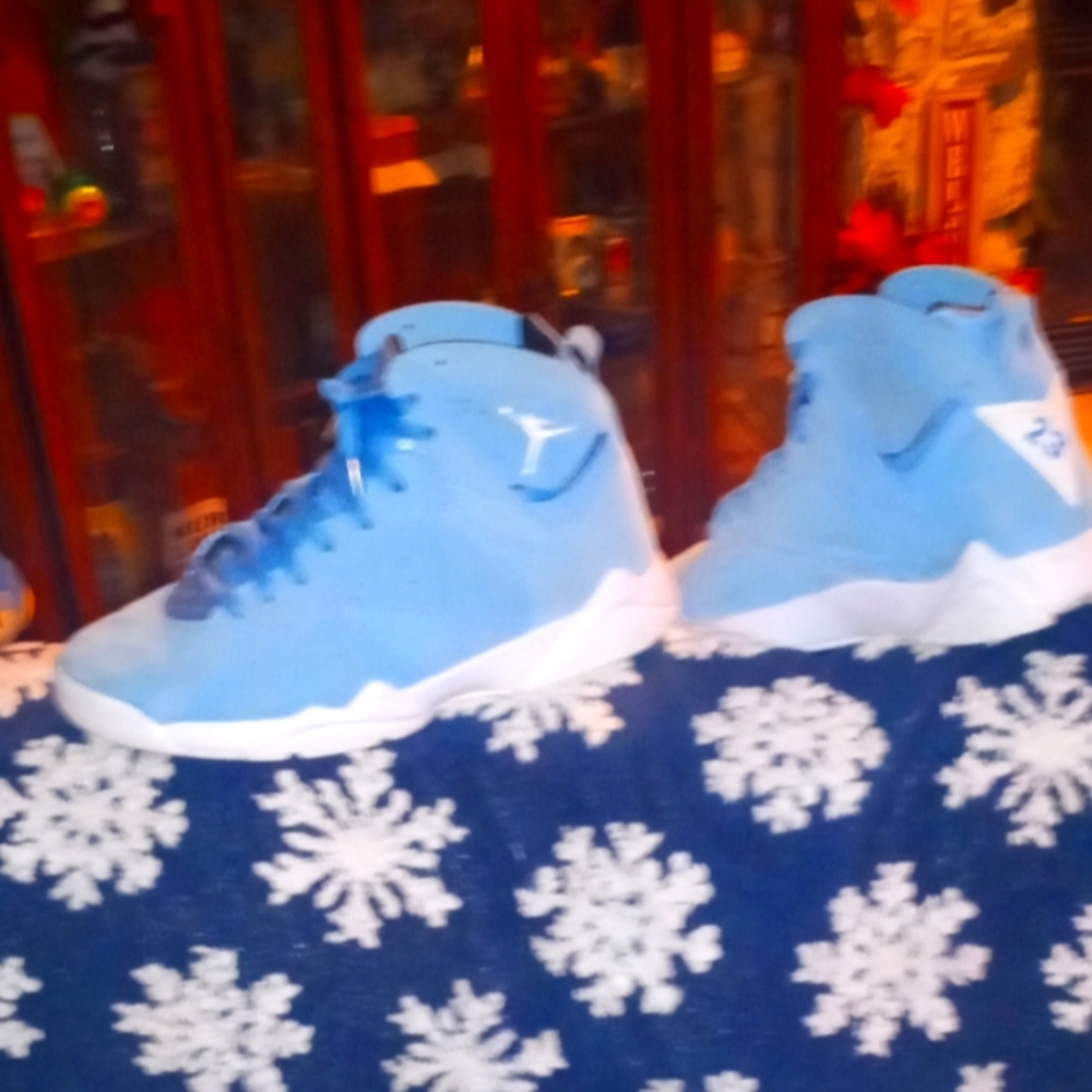 JORDAN PANTONE 7S